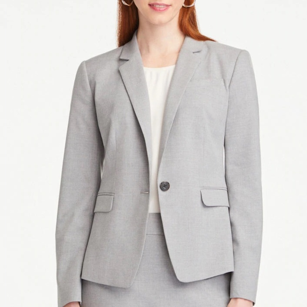 Like New Ann Taylor Grey Suit - Petite 0 and 2